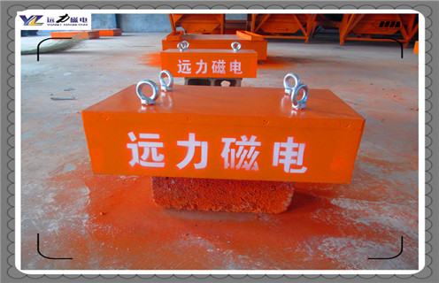 永磁除鐵器，永磁除鐵器廠(chǎng)家，河北皮帶式永磁除鐵器廠(chǎng)家