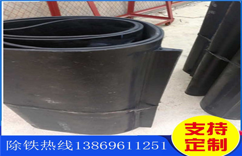 除鐵器皮帶，北京除鐵器棄鐵皮帶怠速_北京除鐵器棄鐵皮帶怠速皮帶原因及如何調_刮板價(jià)格